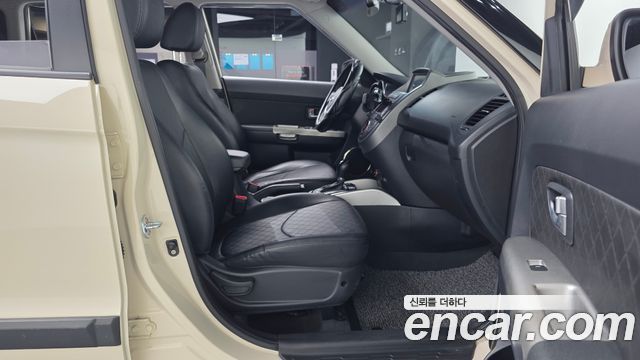 Kia Soul 2012 — photo 11