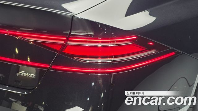 Genesis G90 2022 — photo 9