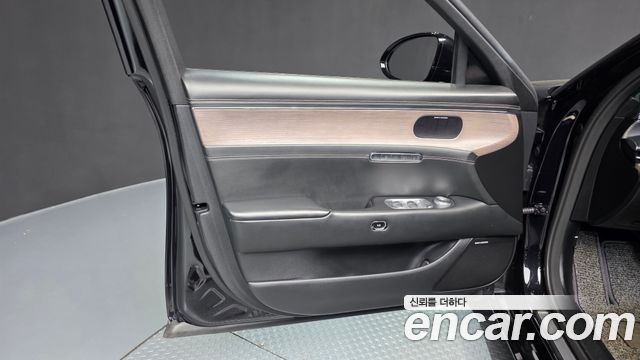 Genesis G90 2022 — photo 14