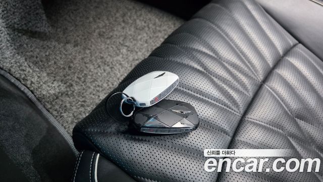 Genesis G90 2022 — photo 28