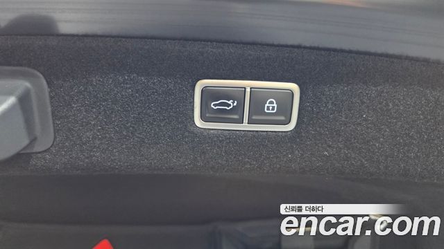 Genesis G90 2022 — photo 29