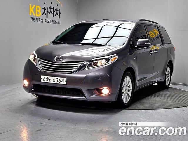 Toyota Sienna 2017 — photo 4