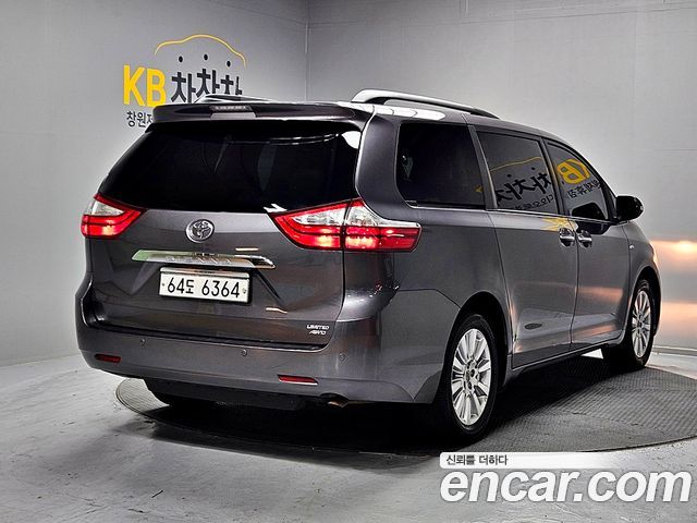 Toyota Sienna 2017 — photo 6
