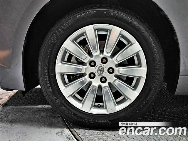 Toyota Sienna 2017 — photo 7