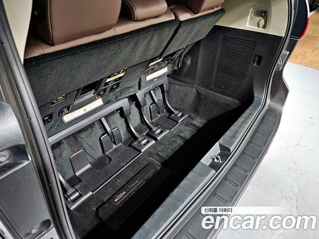 Toyota Sienna 2017 — photo 18