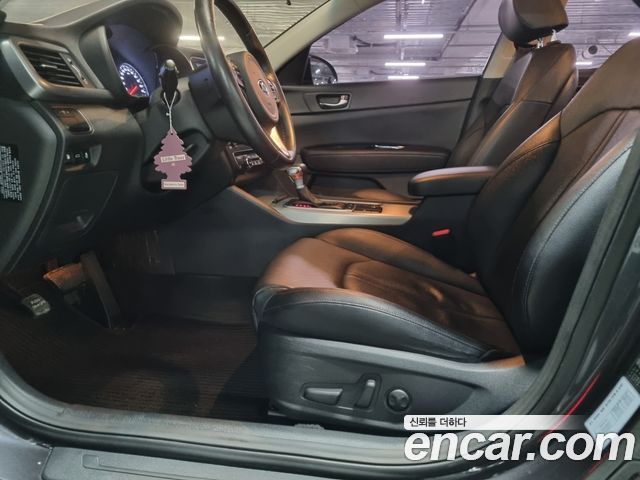 Kia K5 2017 — photo 6