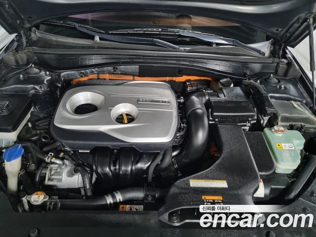 Kia K5 2017 — photo 7