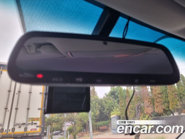 Kia K5 2017 — photo 12