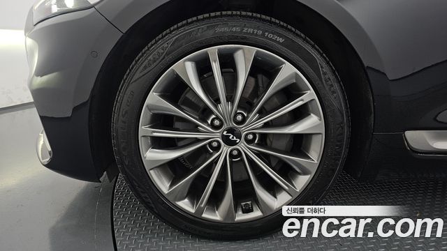 Kia K9 2022 — photo 5