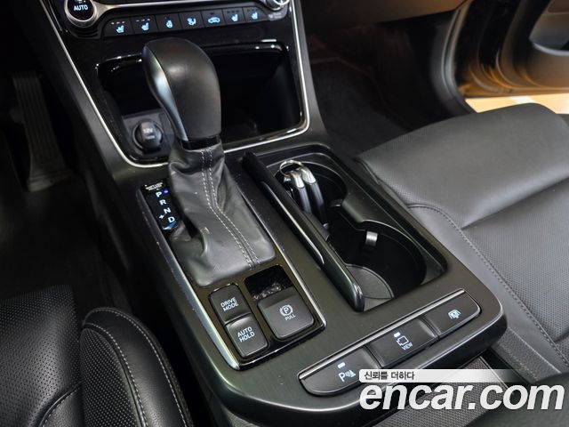 Hyundai Grandeur 2018 — photo 16