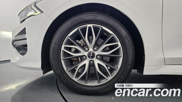 Kia K5 2022 — photo 5