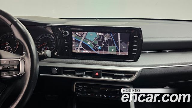 Kia K5 2022 — photo 18