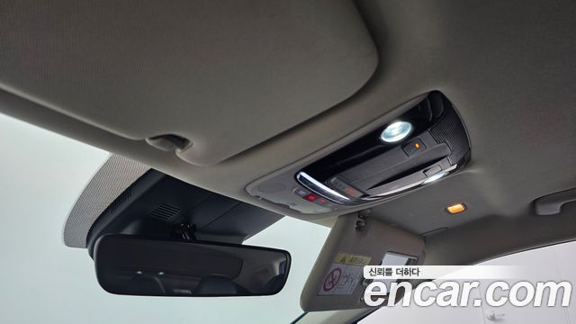 Kia K5 2022 — photo 21