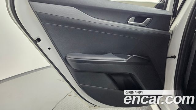 Kia K5 2022 — photo 15