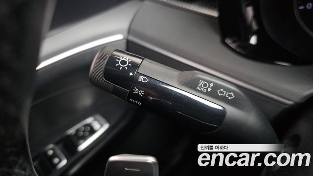 Kia K5 2022 — photo 28