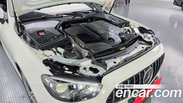 Mercedes-Benz E-Class 2021 — photo 6
