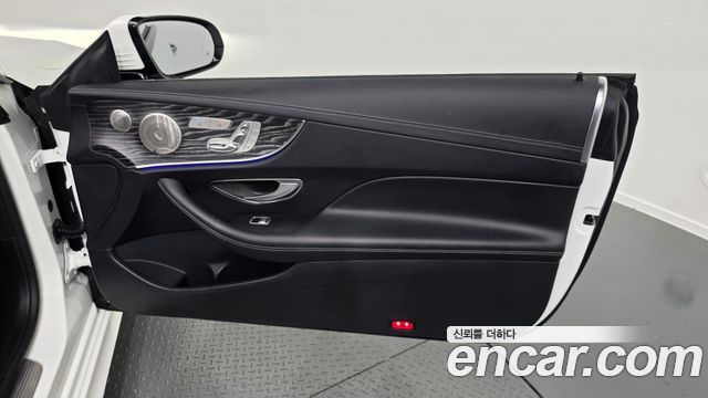 Mercedes-Benz E-Class 2021 — photo 15