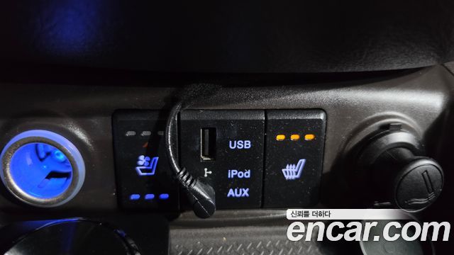 Hyundai Santafe 2012 — photo 18