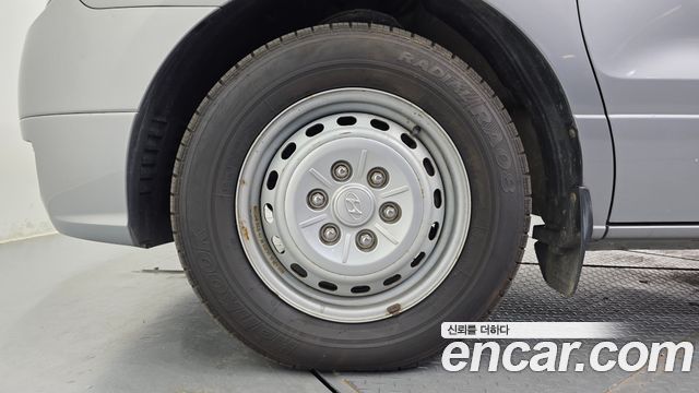 Hyundai Starex 2011 — photo 5