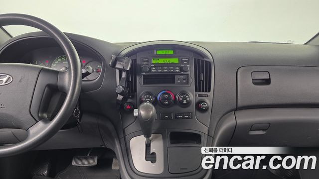 Hyundai Starex 2011 — photo 14