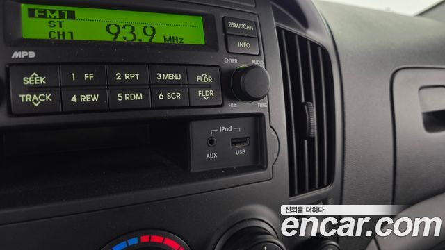 Hyundai Starex 2011 — photo 15