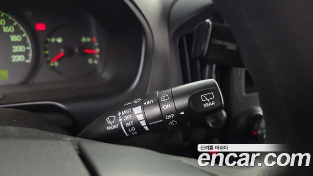 Hyundai Starex 2011 — photo 18