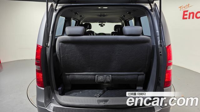 Hyundai Starex 2011 — photo 20