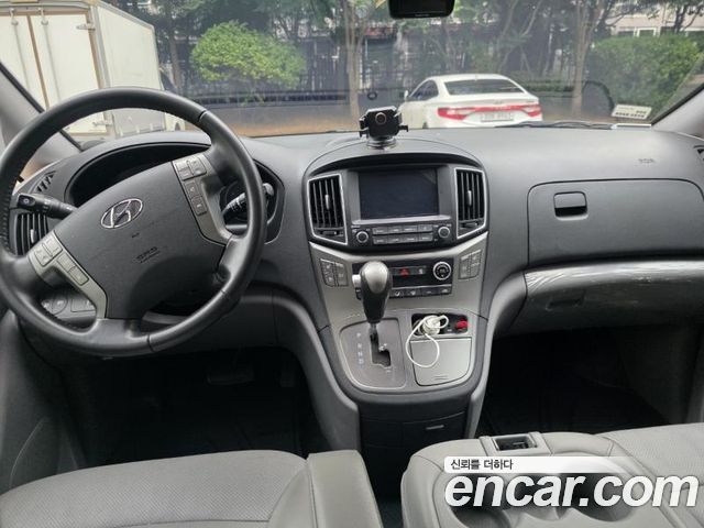 Hyundai Starex 2020 — photo 6