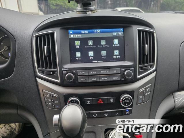 Hyundai Starex 2020 — photo 9