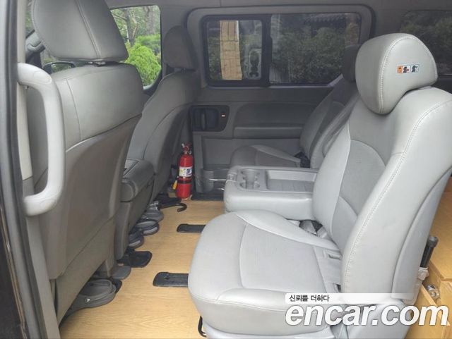 Hyundai Starex 2020 — photo 11