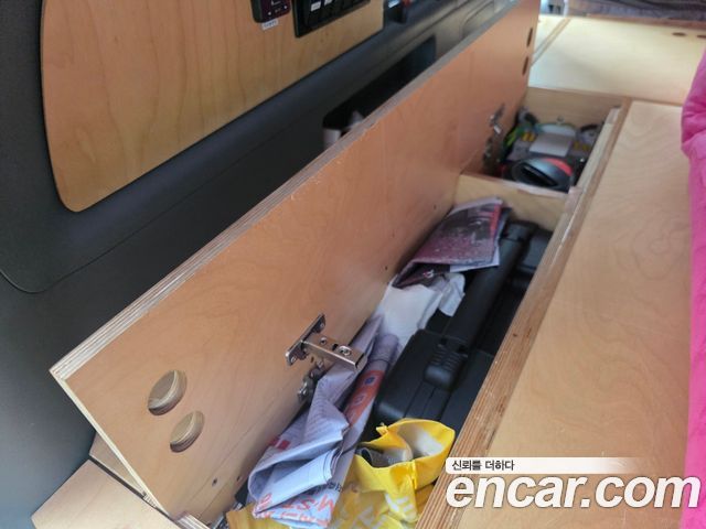 Hyundai Starex 2020 — photo 13
