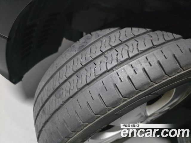 Hyundai Starex 2020 — photo 19