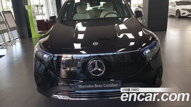 Mercedes-Benz EQB 2026 — photo 3