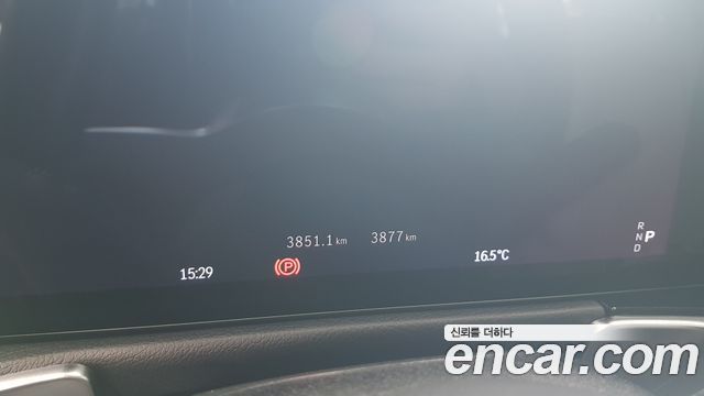 Mercedes-Benz EQB 2026 — photo 8