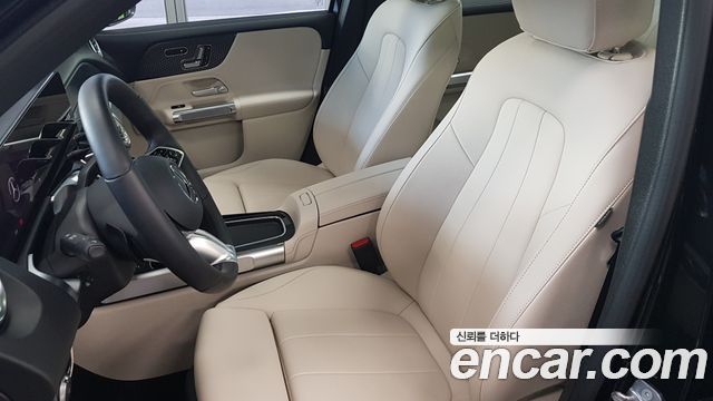 Mercedes-Benz EQB 2026 — photo 14