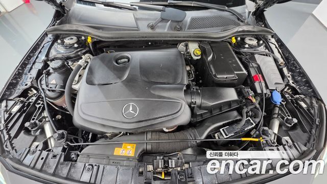Mercedes-Benz GLA-Class 2018 — photo 6