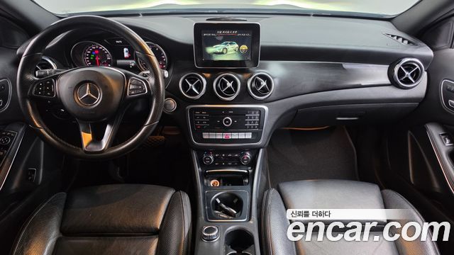 Mercedes-Benz GLA-Class 2018 — photo 7