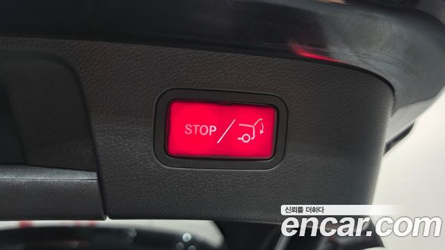 Mercedes-Benz GLA-Class 2018 — photo 19