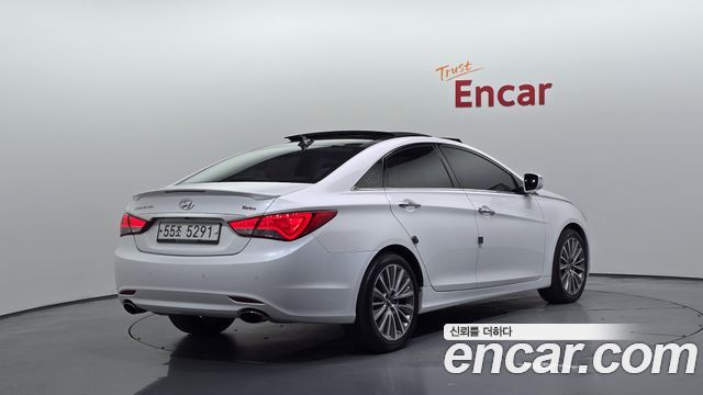 Hyundai Sonata 2013 — photo 2