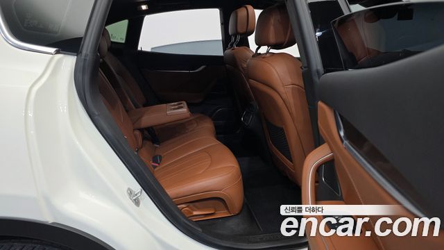 Maserati Levante 2020 — photo 12
