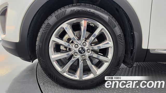 Kia Sorento 2015 — photo 5