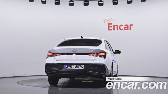 Hyundai AVANTE 2024 — photo 4
