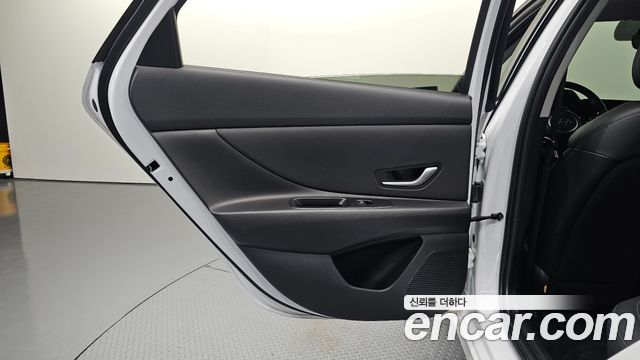 Hyundai AVANTE 2024 — photo 15
