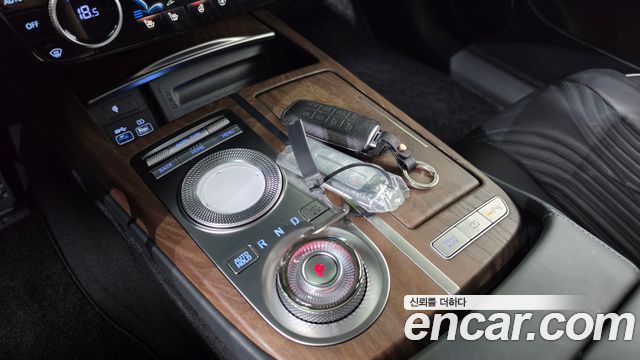 Genesis G80 2021 — photo 12