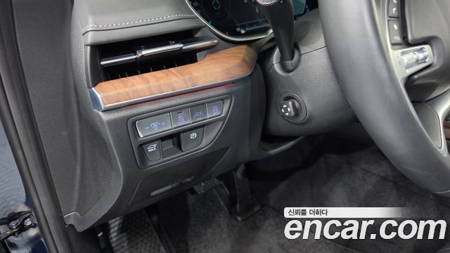 Genesis G80 2021 — photo 24