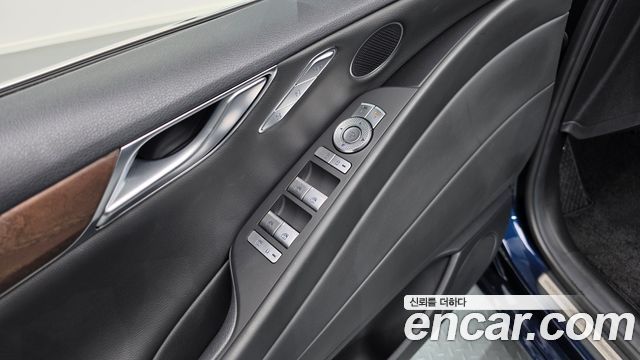 Genesis G80 2021 — photo 25