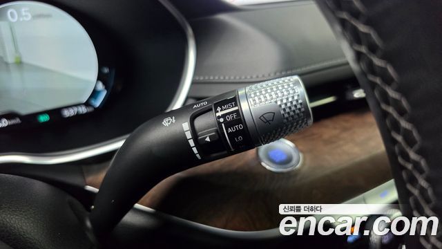 Genesis G80 2021 — photo 29