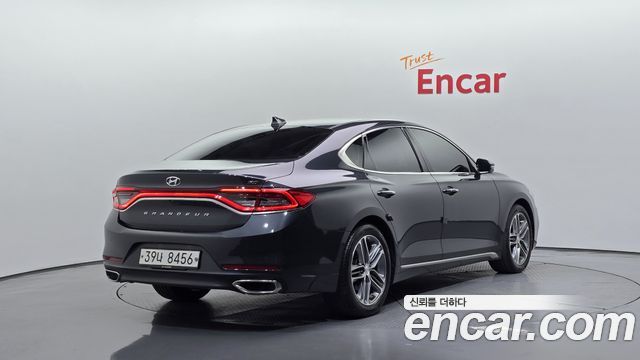 Hyundai Grandeur 2018 — photo 2