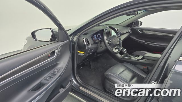 Hyundai Grandeur 2018 — photo 10