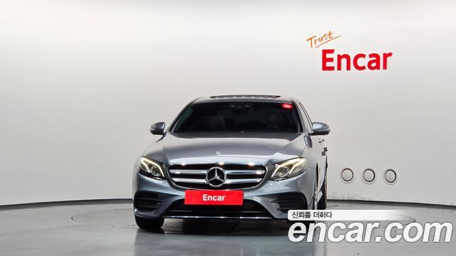 Mercedes-Benz E-Class 2019 — photo 3